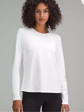 Lululemon // Organic Cotton Crewneck long sleeve shirt in white